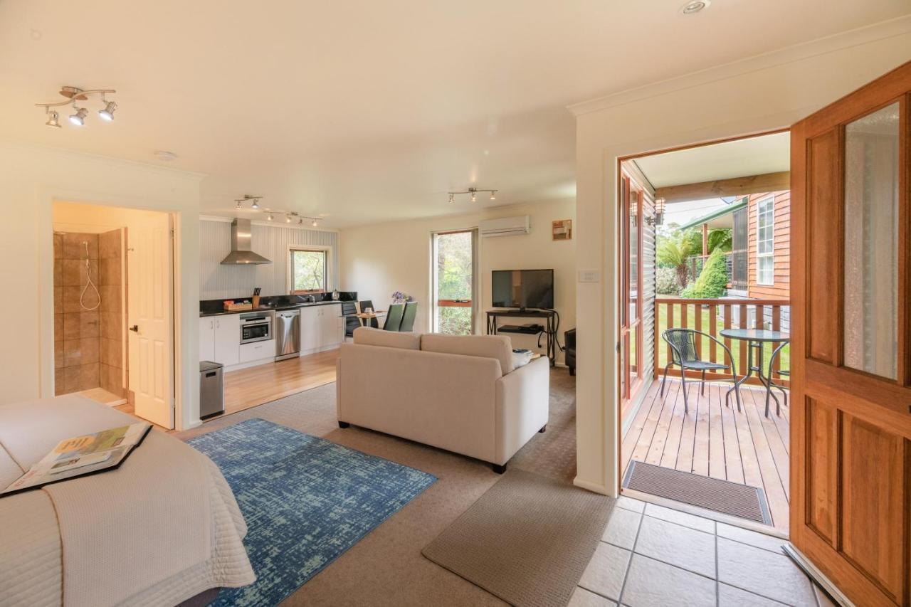 Aloft Boutique Accommodation Strahan Esterno foto
