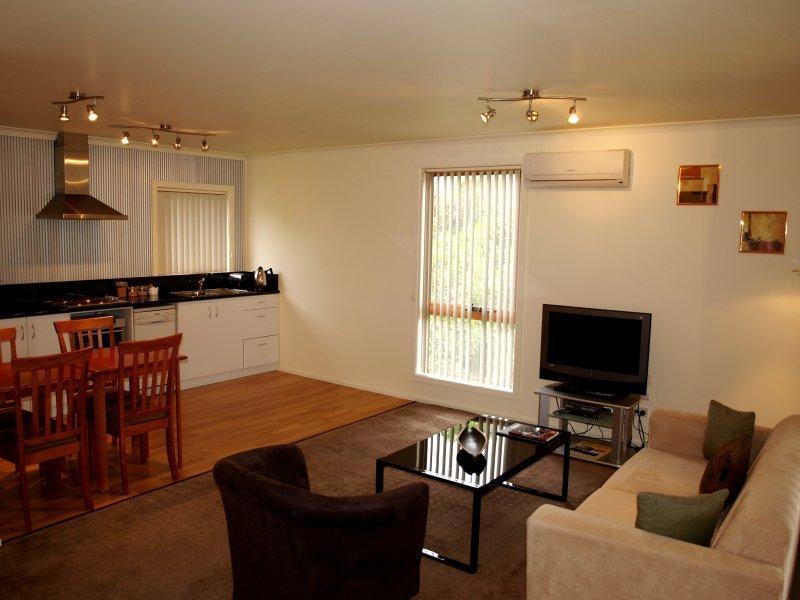 Aloft Boutique Accommodation Strahan Esterno foto